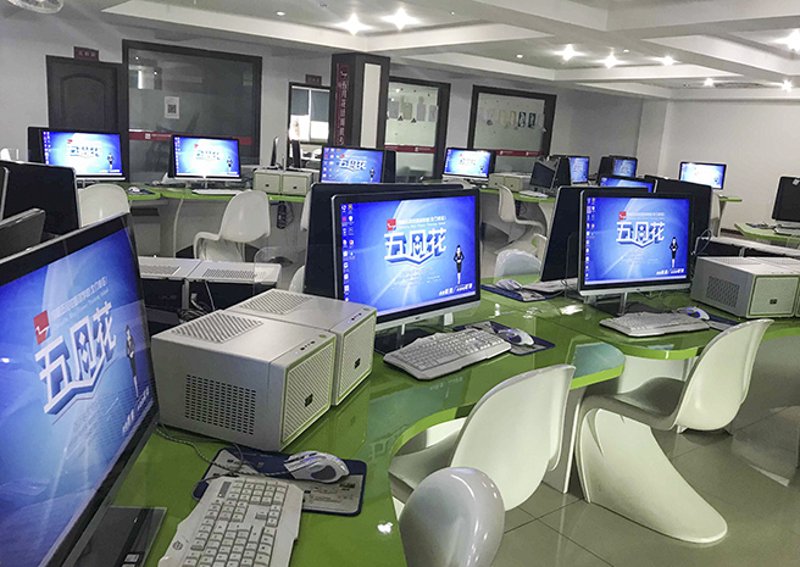 成都科技公司工具推荐:如何选择适合你的开发环境